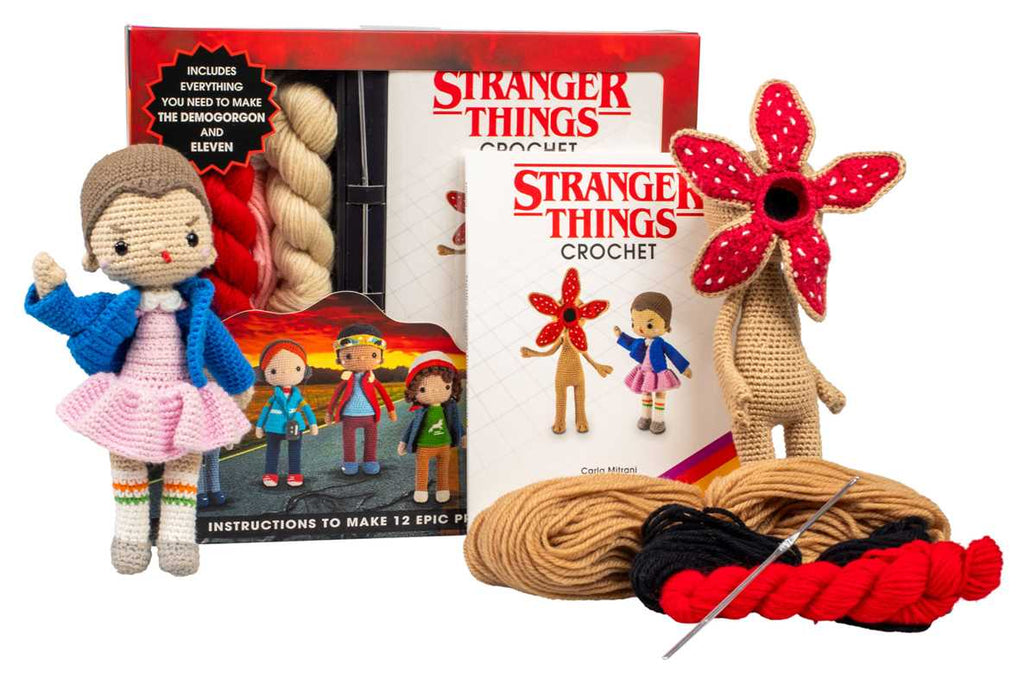 Stranger Things Crochet by Editors of Thunder Bay Press Activities Simon & Schuster [SK]