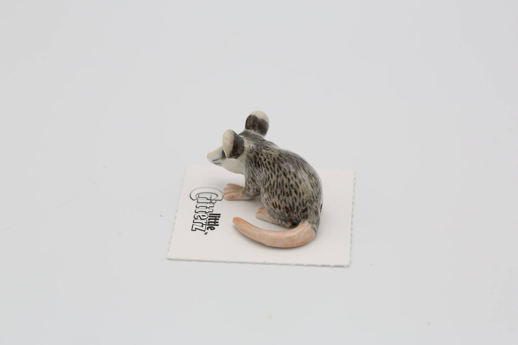 Little Critterz Thumbs Opossum Porcelain Miniature Giftware Little Critterz [SK]